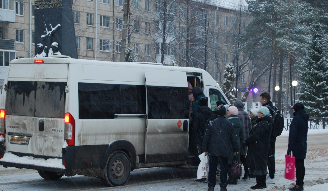 Новое расписание движения автобусов предлагает обсудить администрация Артемовского